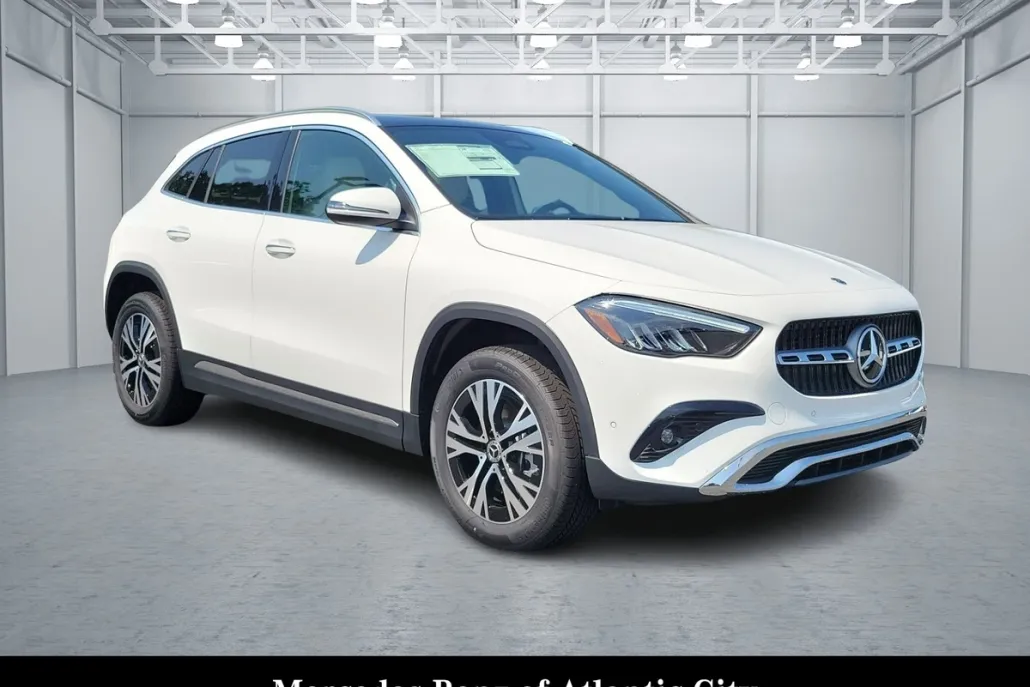 2025 Mercedes Benz GLA 250 4MATIC photo 1