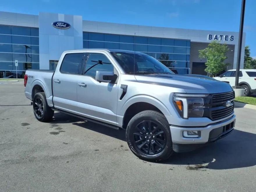 2024 Ford F-150 Platinum photo 1