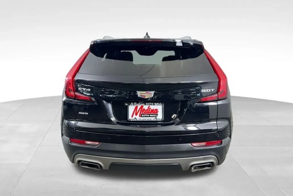 2019 Cadillac XT4 Premium Luxury photo 1