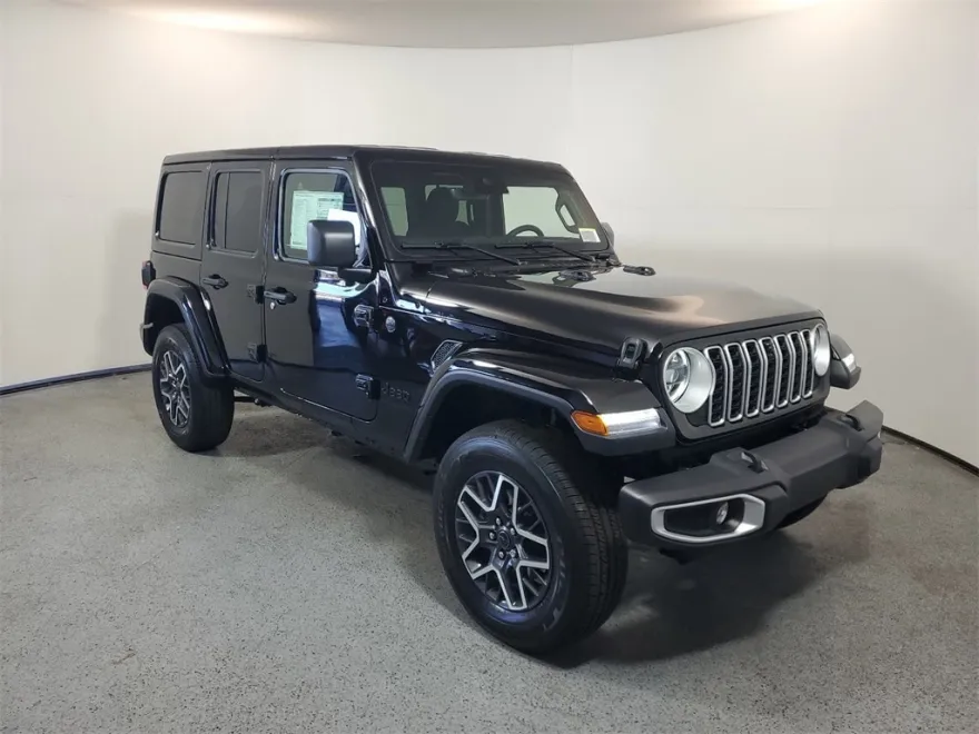 2025 Jeep Wrangler Sahara photo 1