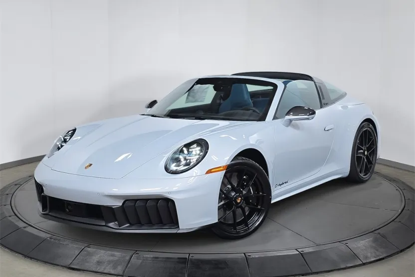2026 Porsche 911 Targa 4 GTS photo 1