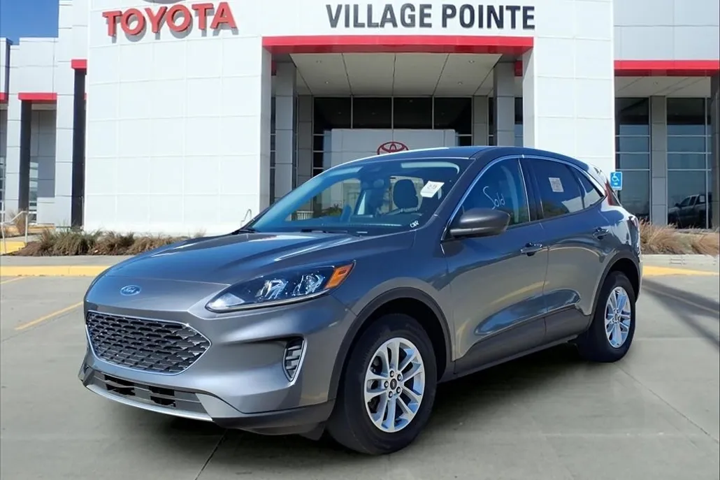 2022 Ford Escape SE photo 1