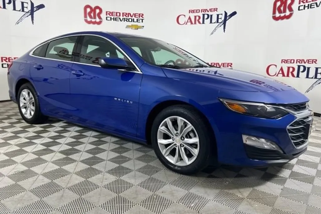 2023 Chevrolet Malibu 1LT photo 1