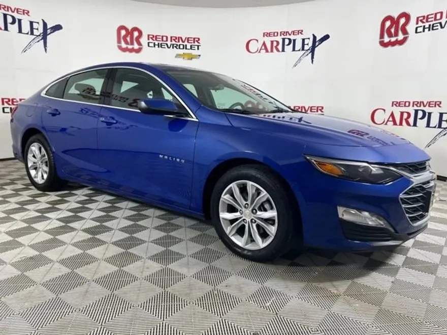 2023 Chevrolet Malibu 1LT photo 1