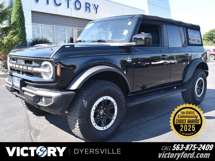 2022 Ford Bronco Outer Banks photo 1