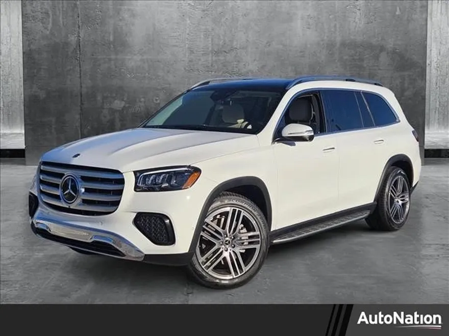 2025 Mercedes Benz GLS 450 4MATIC photo 1