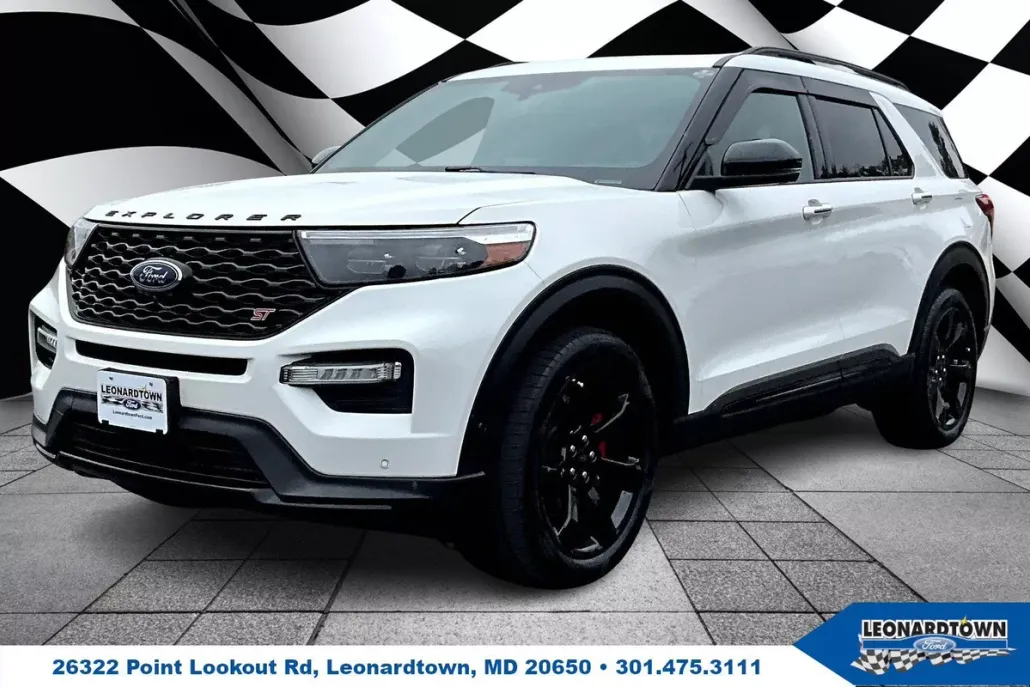 2021 Ford Explorer ST photo 1