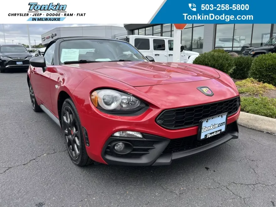 2017 Fiat 124 Spider Abarth photo 1