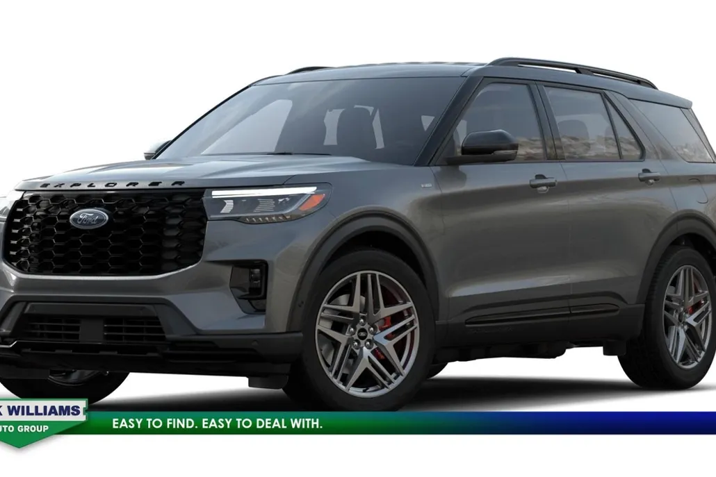 2025 Ford Explorer ST-Line photo 1