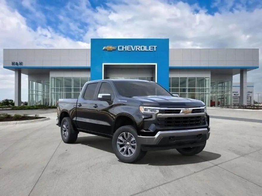 2025 Chevrolet Silverado 1500 LT photo 1