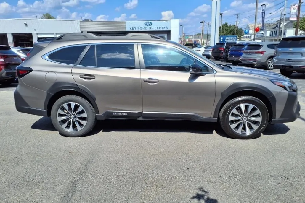 2024 Subaru Outback Limited XT photo 1