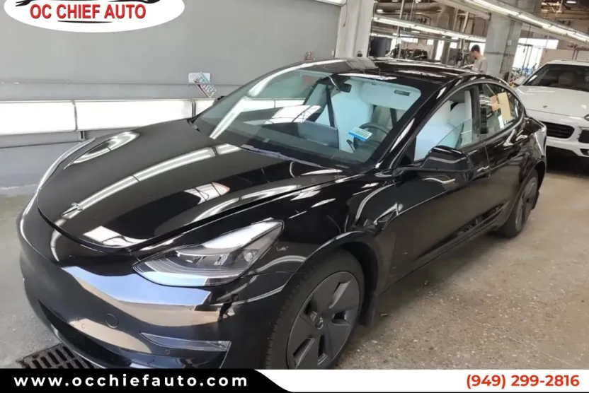 2022 Tesla Model 3 Long Range photo 1