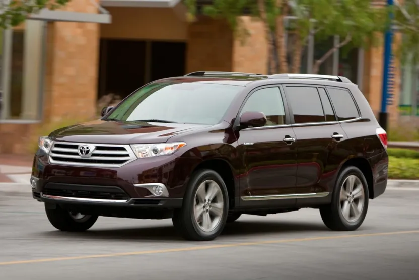 2012 Toyota Highlander SE photo 1
