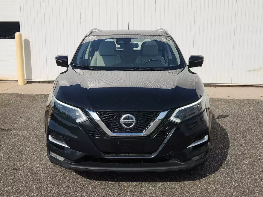 2021 Nissan Rogue Sport SL photo 1