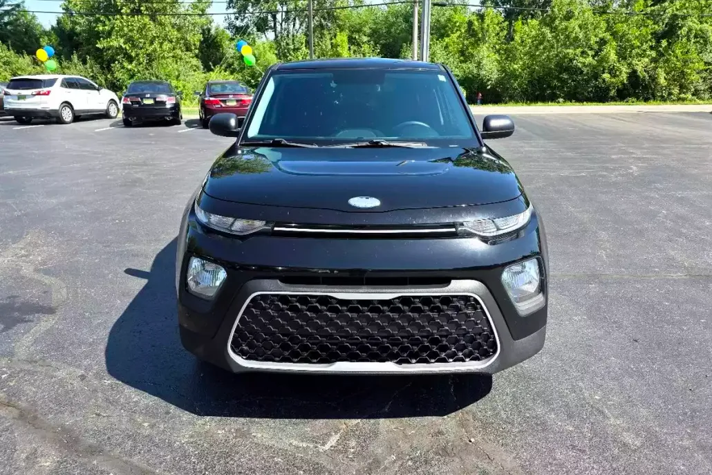 2020 Kia Soul LX photo 1