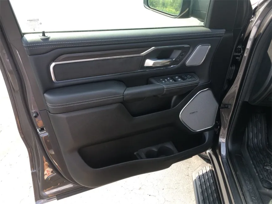 2026 Ram 1500 Laramie photo 1