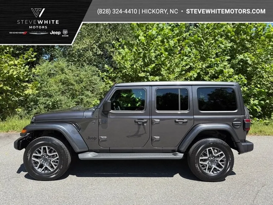 2025 Jeep Wrangler Sahara photo 1