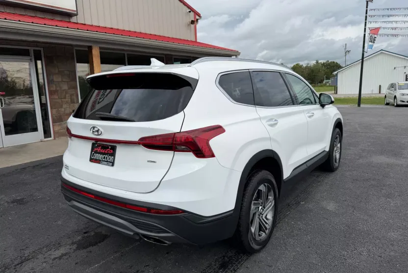 2023 Hyundai Santa Fe SEL photo 1