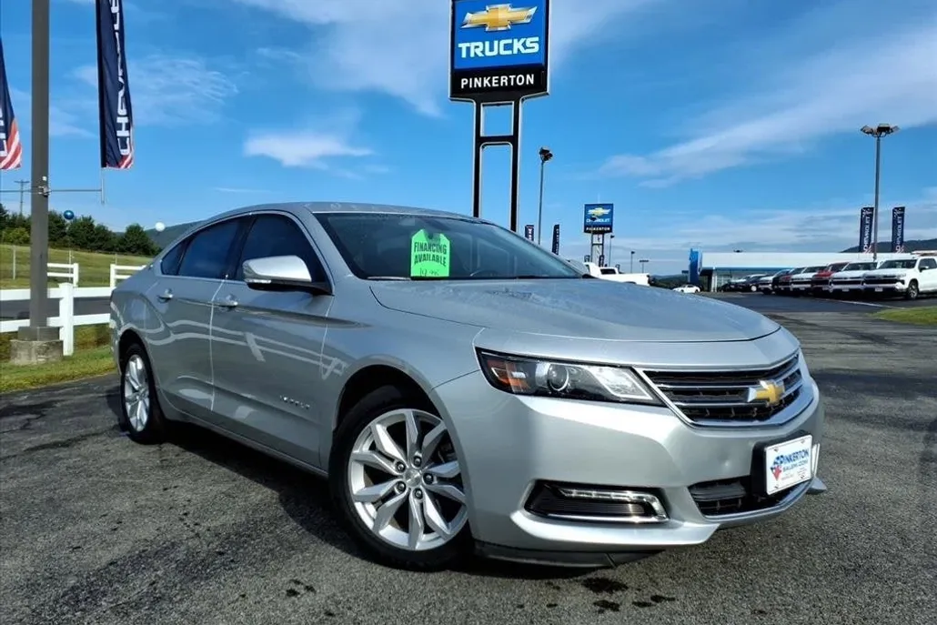 2018 Chevrolet Impala 1LT photo 1