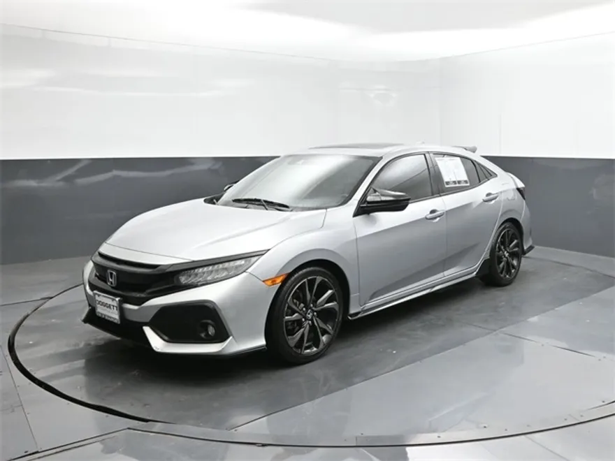 2019 Honda Civic Sport Touring photo 1