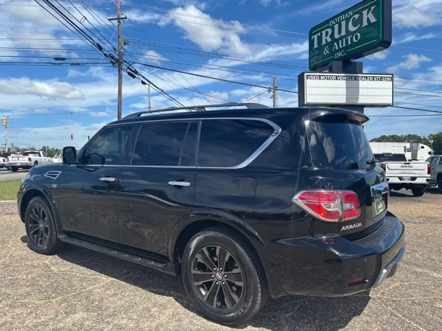 2020 Nissan Armada Platinum photo 1
