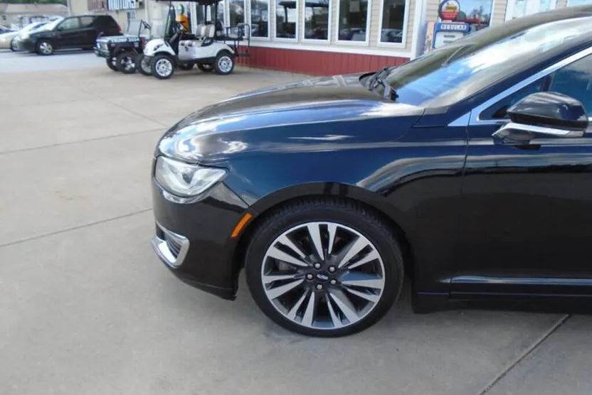2017 Lincoln MKZ Select photo 1
