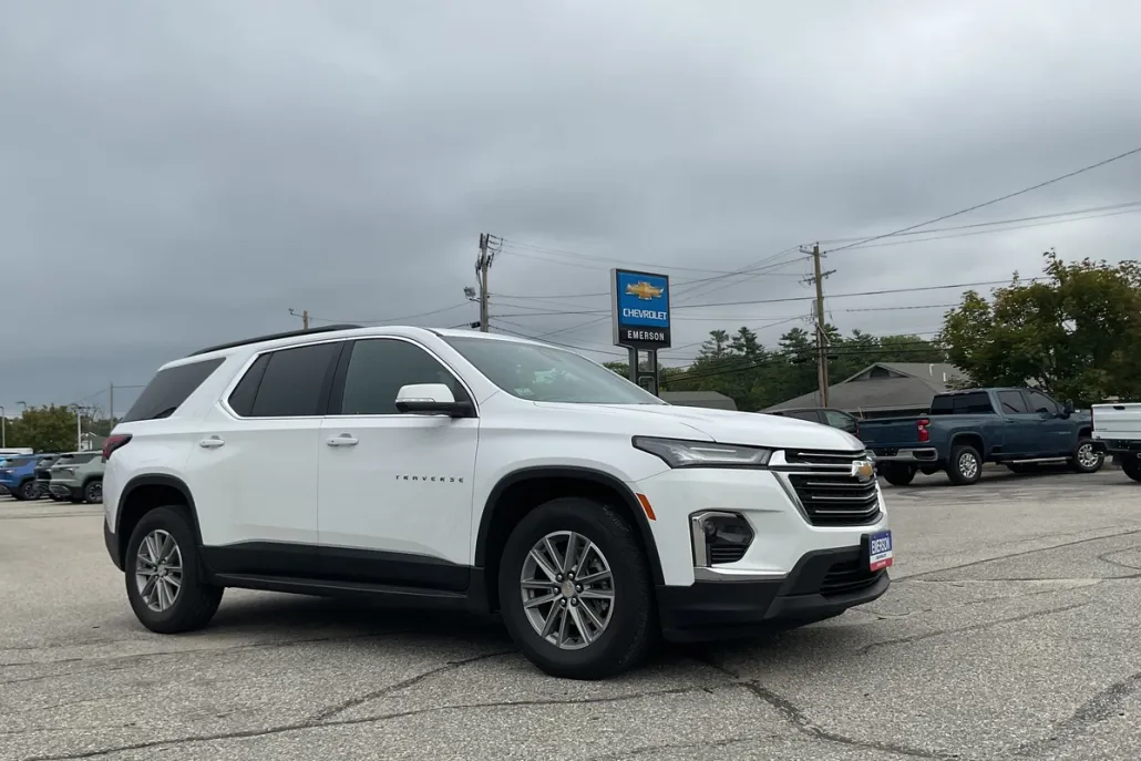 2022 Chevrolet Traverse Cloth photo 1