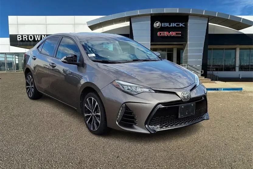 2018 Toyota Corolla XLE XSE photo 1