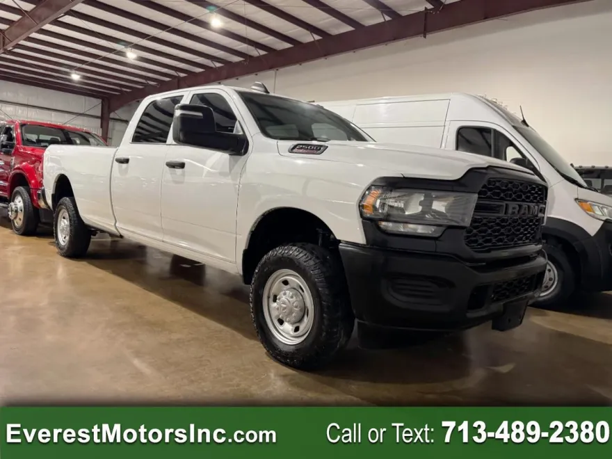 2023 Ram 2500 Tradesman photo 1