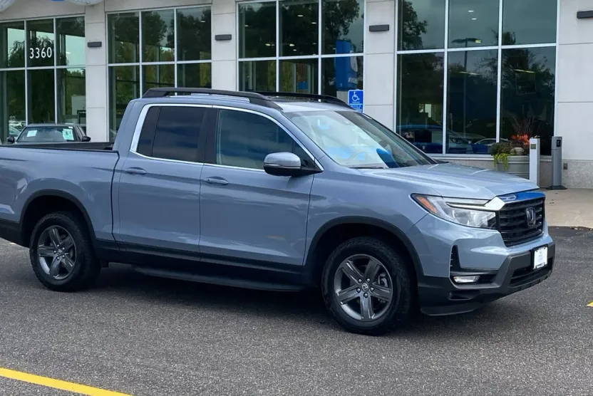 2023 Honda Ridgeline RTL photo 1