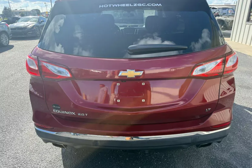 2018 Chevrolet Equinox photo 1