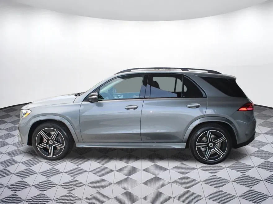 2026 Mercedes Benz GLE 350 4MATIC photo 1