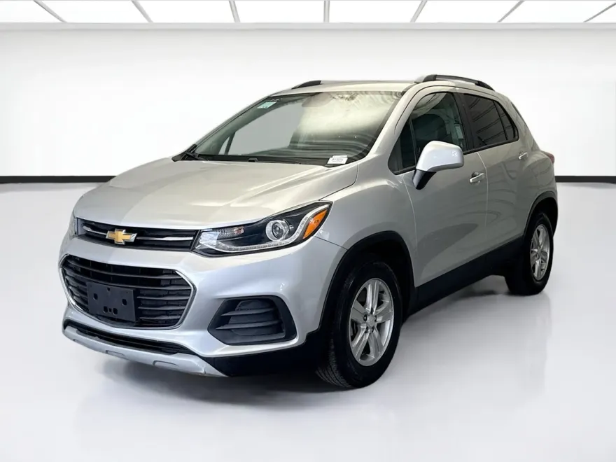 2021 Chevrolet Trax LT photo 1