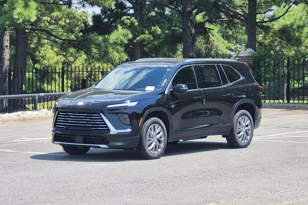 2026 Buick Enclave Preferred photo 1