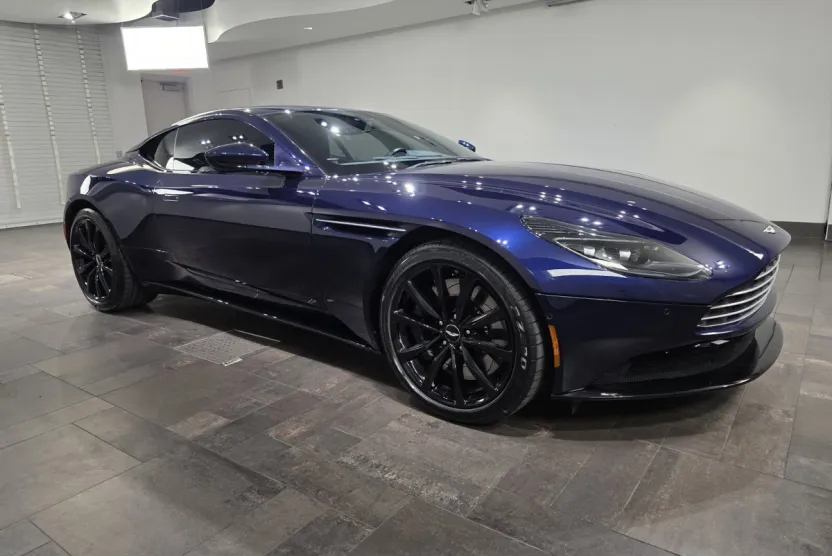 2019 Aston Martin DB11 AM5 photo 1