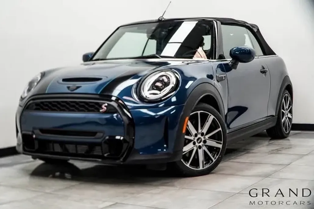2022 Mini Cooper S Convertible photo 1