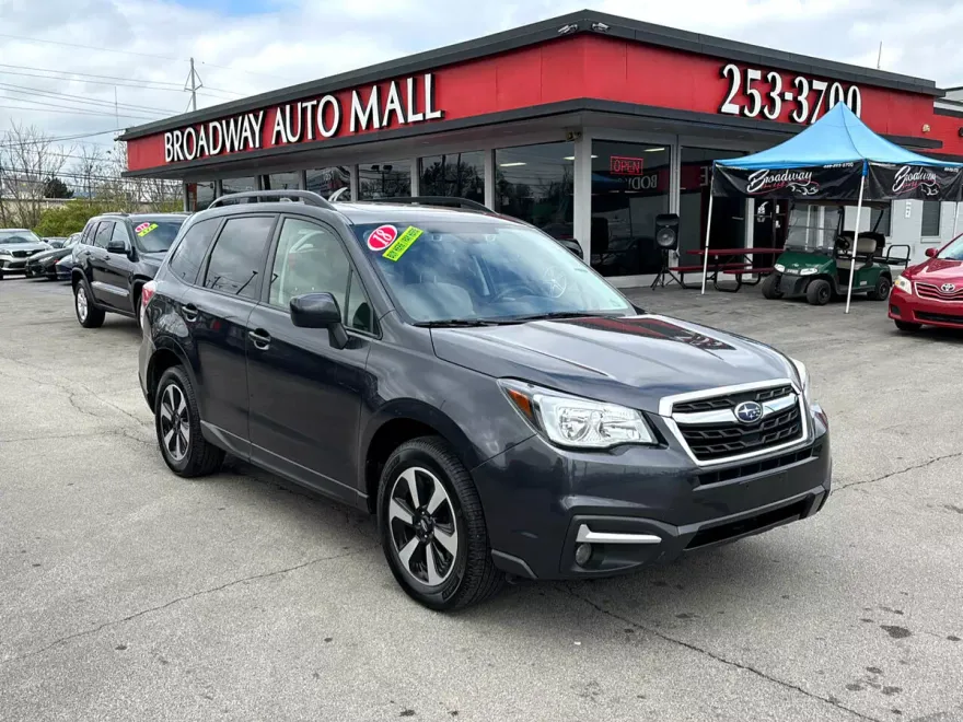 2018 Subaru Forester 2.5i Premium photo 1