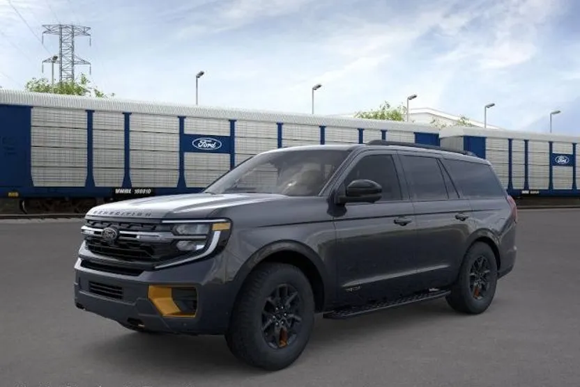 2025 Ford Expedition photo 1
