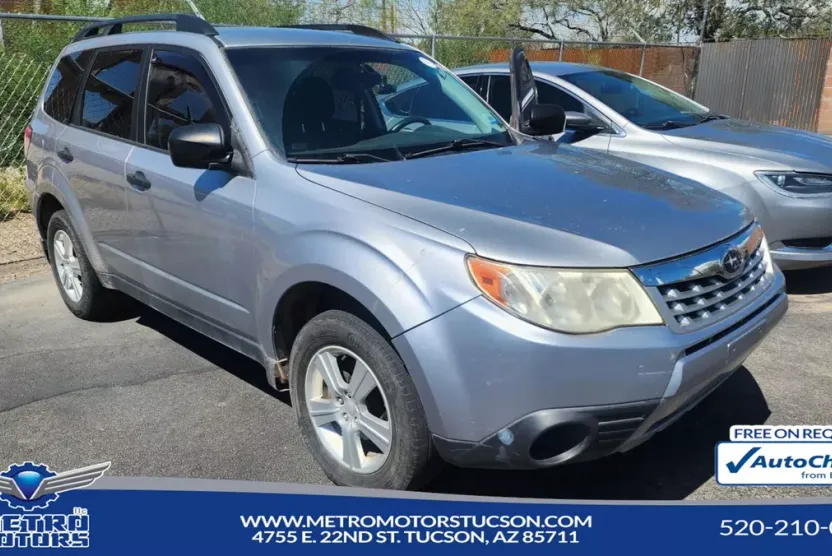 2013 Subaru Forester 2.5X photo 1