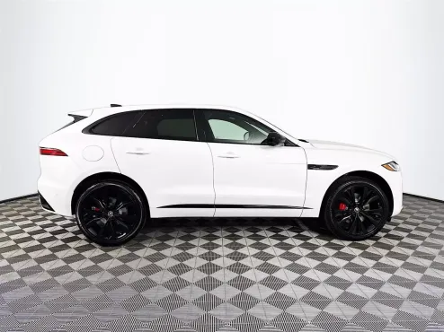 2026 Jaguar F-PACE P400 R-Dynamic S photo 4