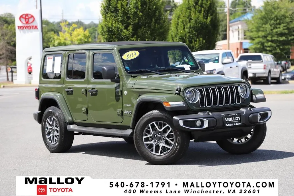 2024 Jeep Wrangler Sahara photo 1
