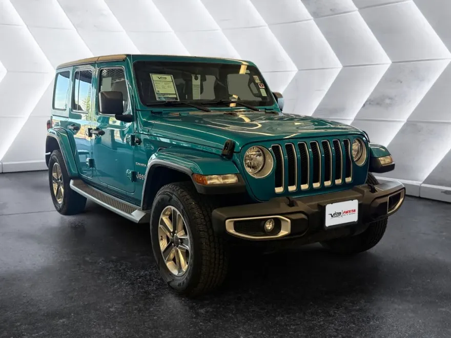 2019 Jeep Wrangler Unlimited Sahara photo 1