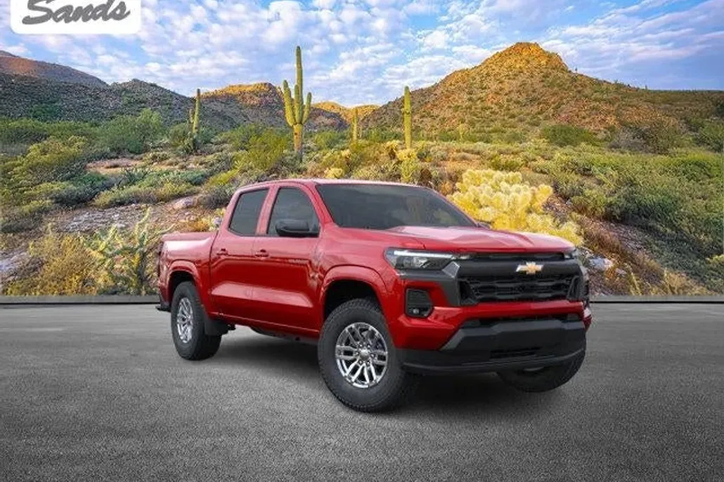 2026 Chevrolet Colorado LT photo 1