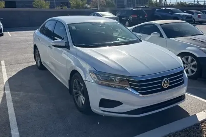 2021 Volkswagen Passat 2.0T S photo 1