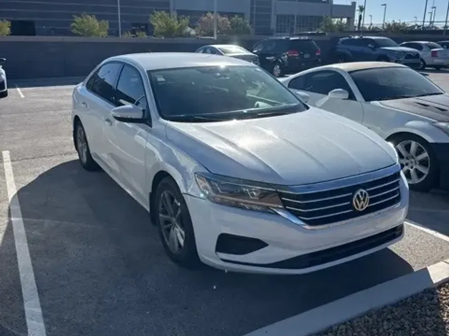2021 Volkswagen Passat 2.0T S photo 1