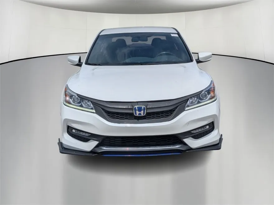 2017 Honda Accord Sport photo 1