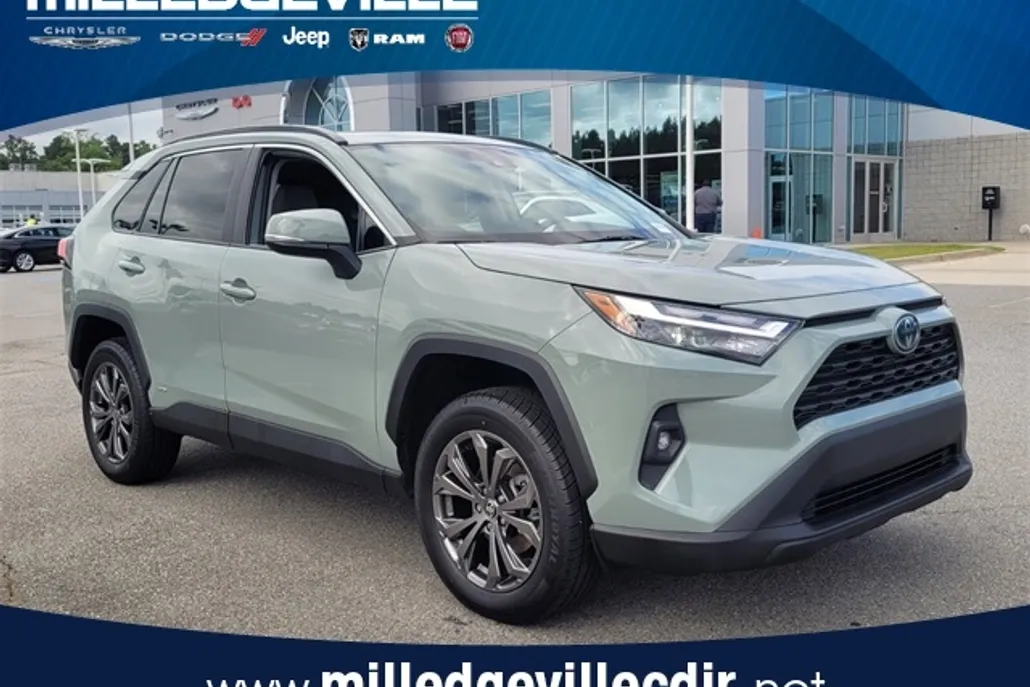 2022 Toyota RAV4 Hybrid XLE Premium photo 1