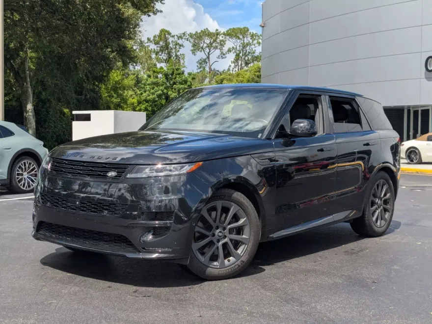 2024 Land Rover Range Rover Sport SE photo 1