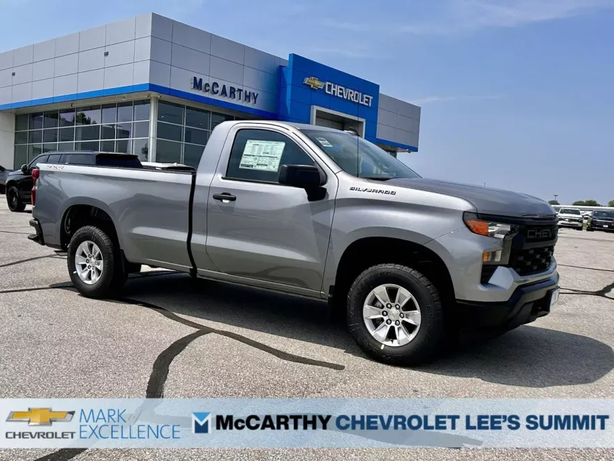 2025 Chevrolet Silverado 1500 photo 1