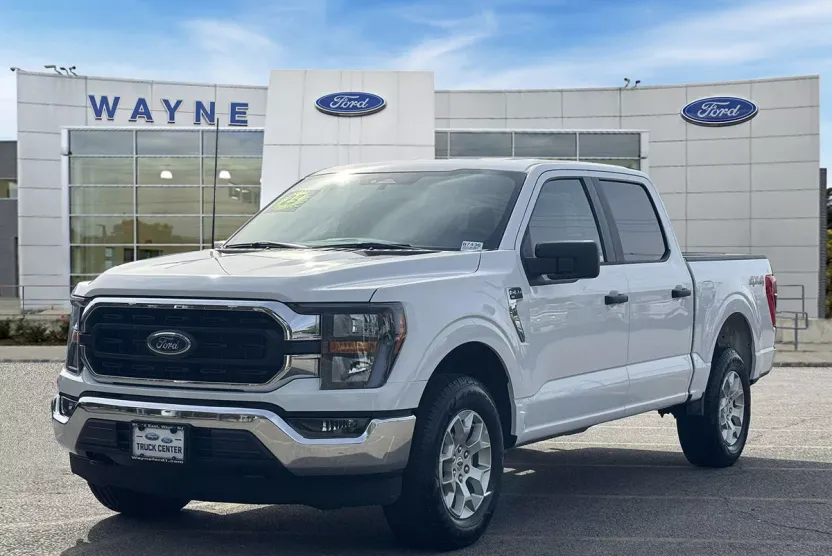 2023 Ford F-150 XLT photo 1